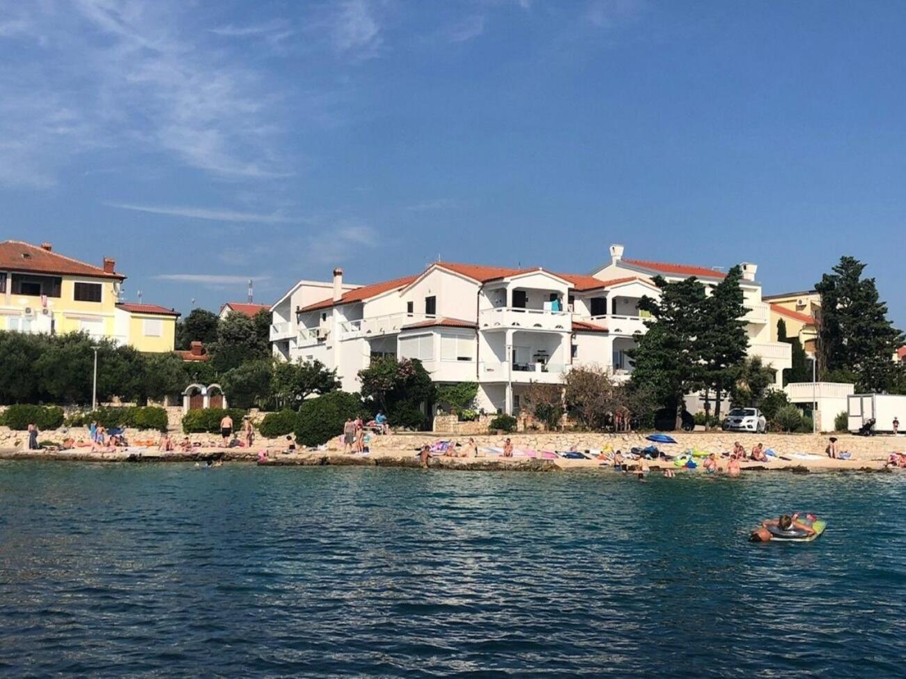 Apartments Milja - 10 M From Sea Mandre Exterior foto